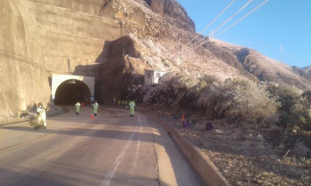ABC restablece la circulación en carretera Camargo-Tarija 