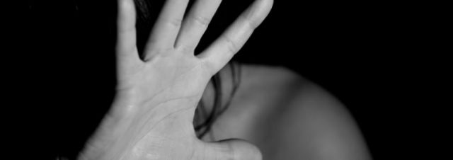Sujeto ebrio golpeó a su concubina embarazada