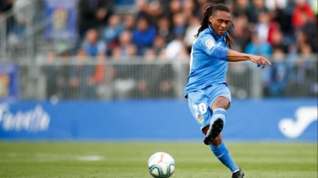 Bolívar potencia su ofensiva con Anderson Cruz 