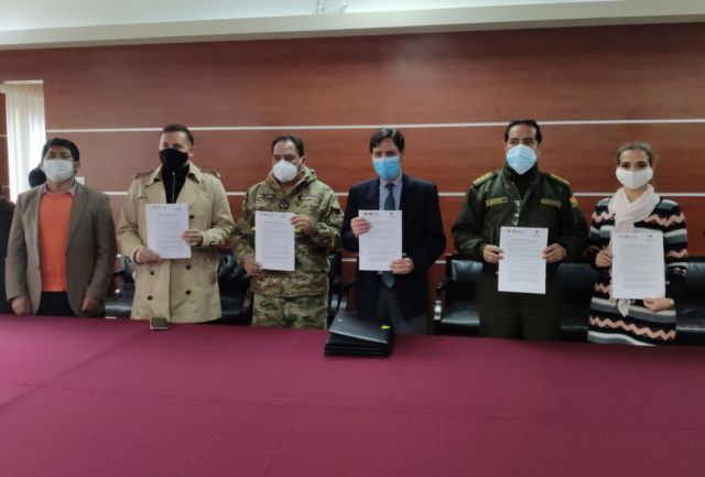 TSE firma convenio con FFAA y Policía para precautelar seguridad en elecciones