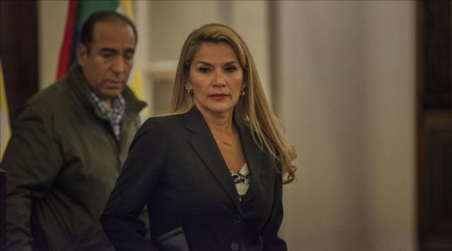 Facebook elimina red de desinfomación que beneficiaba a Jeanine Áñez