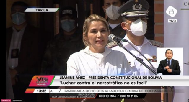 Áñez llama a Morales a "dar la cara" en entrega de Centro Antinarcóticos en Tarija