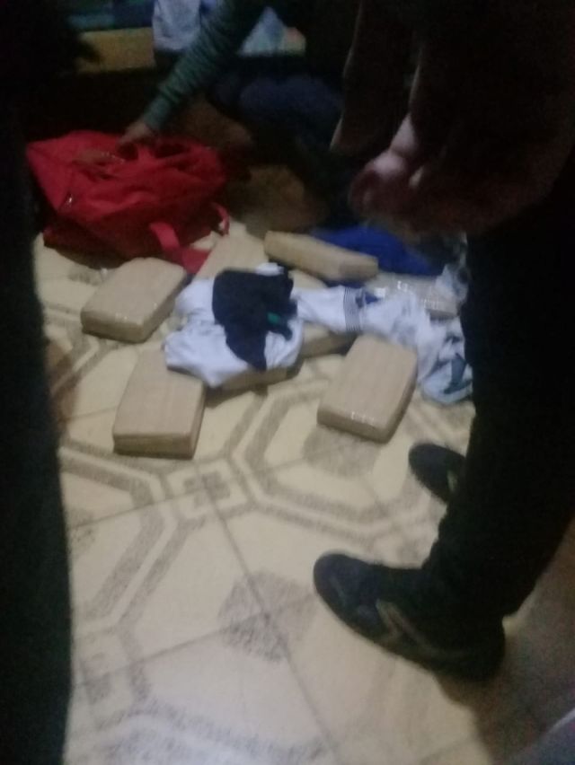 Operativo: FELCN encontró a huéspedes de un hostal de Tarija en posesión de cocaína