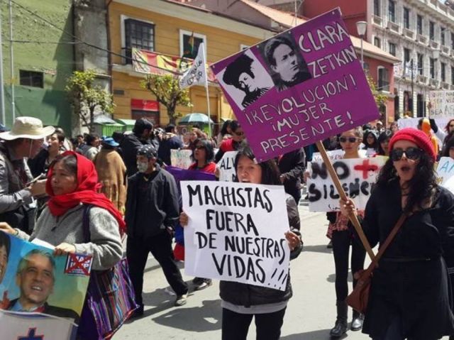 Mujeres denuncian que se busca dar impunidad a sindicalistas en casos de violencia de género
