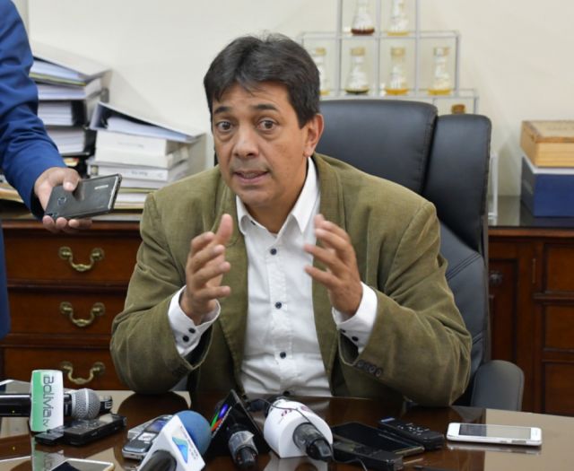 Zamora niega ruptura con UNIR y dice que Montes no le contesta
