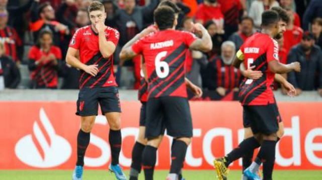 Atlético Paranaense llegará a Bolivia el lunes