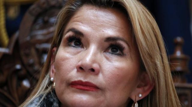 Áñez pide al TCP obligar a la Asamblea a eliminar proyecto de Ley de Arraigo