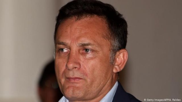 Ministro de Defensa anuncia que mañana se realizará el "ataque" por aire y tierra para controlar incendios