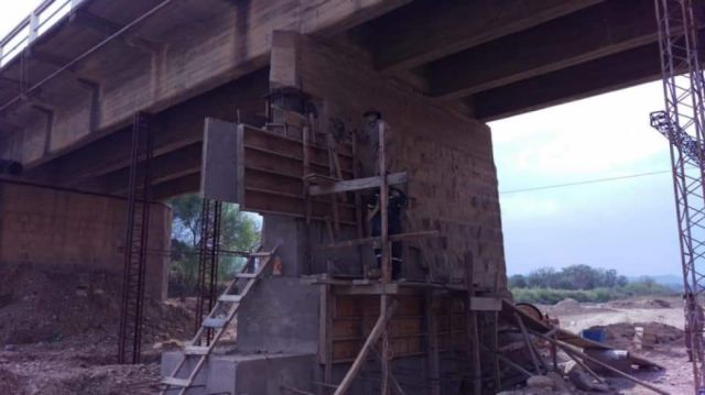 A 79 días del colapso, refacción en puente San Martín no arranca