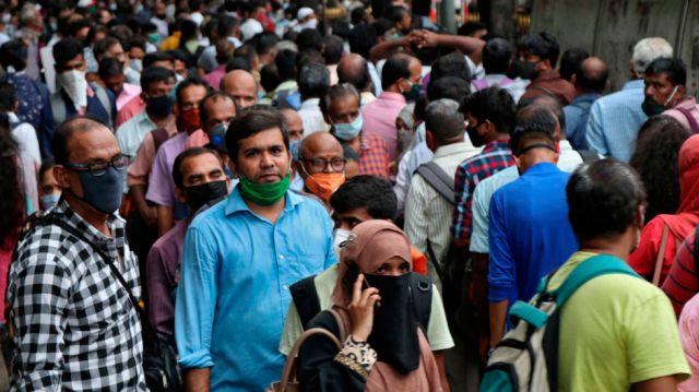 Casos Covid en el mundo superan los 30 millones