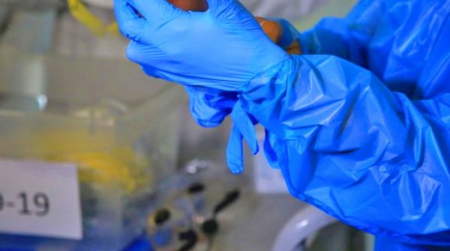 OMS preocupada por los contagios en los trabajadores de salud
