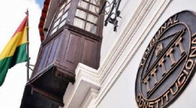 TCP congela suspensión de magistrados acusados de corrupción