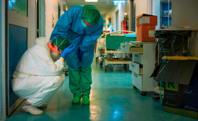 Cuando el “Día del Médico” llega en plena guerra viral