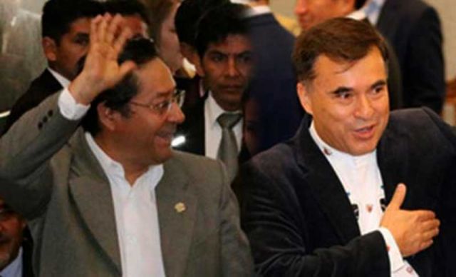 Arce anuncia que dará salvaconductos a asilados en la residencia mexicana si gana