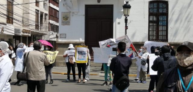 Roca compromete gestión para que licenciadas en enfermería ganen "de acuerdo a su formación"