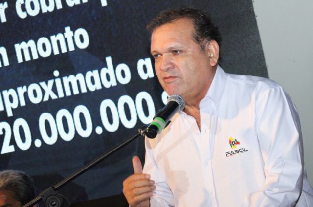 FABOL oficializó denuncia contra César Farías 