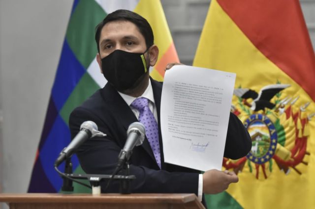 Denuncian a Evo por segundo caso de estupro
