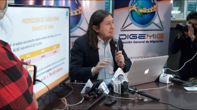 Denuncian a dos exdirectoras de Migración del MAS por desvío de recursos por concepto de visas