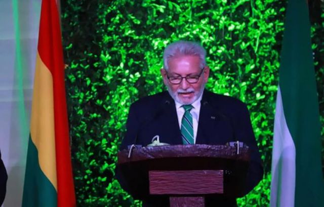 Costas: Santa Cruz pide cambios estructurales