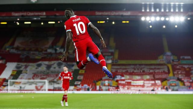 El Liverpool le baja los humos al club Arsenal