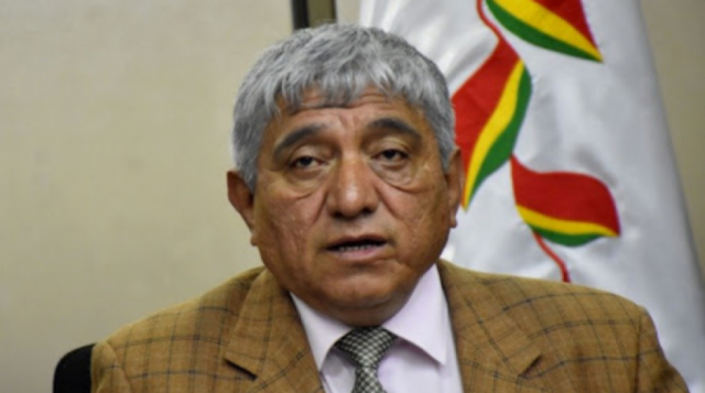 Durán amplía denuncia contra Arias por presunto encubrimiento de actos de corrupción en la DGAC