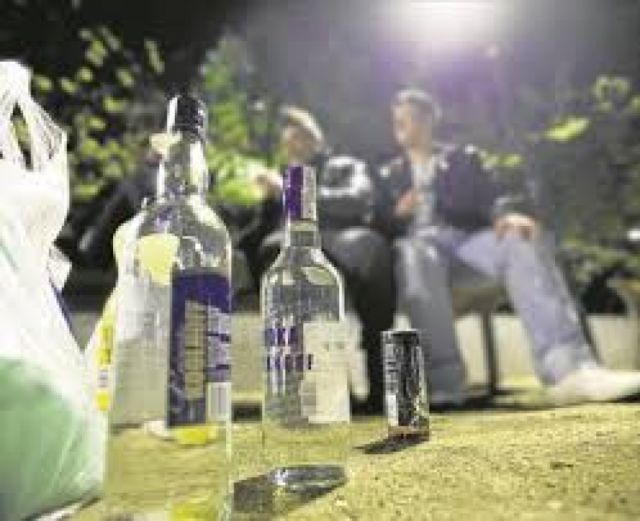 Un grupo de 17 jóvenes fueron arrestados por consumir bebidas alcohólicas en Tarija