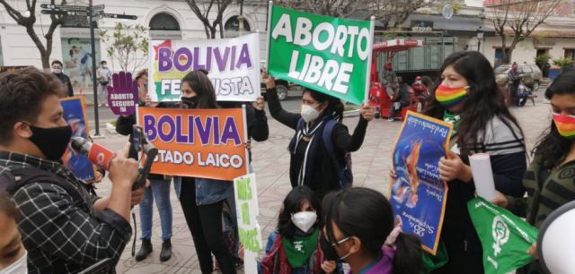 El MAS y CC abiertos a debatir la despenalización del aborto 