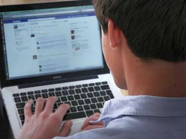 Un joven de 15 años creó una tienda online trucha
