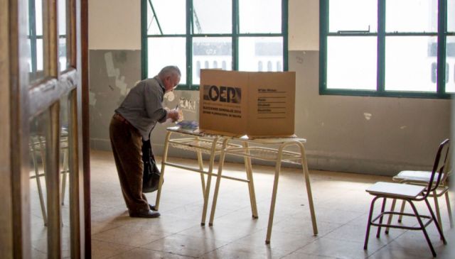 A tres días de las elecciones,  ni el Consulado de Bolivia sabe dónde se vota en Salta