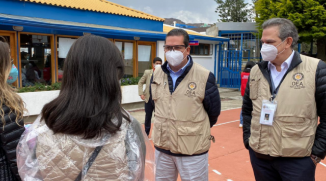 Observadores piden a la ciudadanía hacer seguimiento al escrutinio y ser pacientes en esperar los resultados