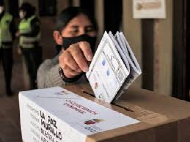 El 87% de la población habilitada para votar asistió a las urnas