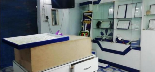 Roban joyas valuadas en 200.000 dólares 