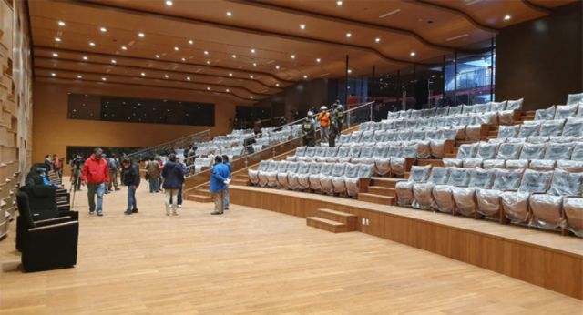 Ofrecen nuevo hemiciclo para acto de transmisión de mando presidencial