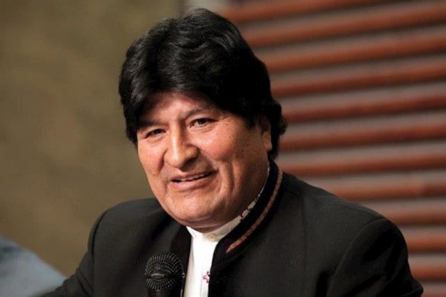 Justicia anula imputación y orden de aprehensión contra Evo