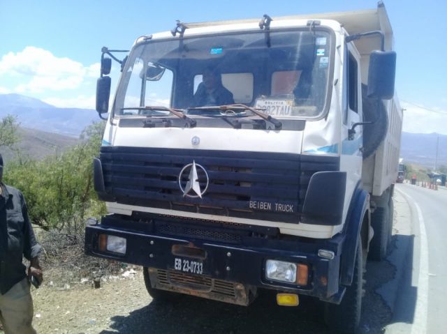 Interceptan a camión militar y vehículo Pil con contrabando