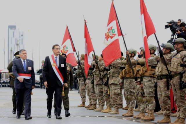 Martín Vizcarra pide no manosear a las FFAA