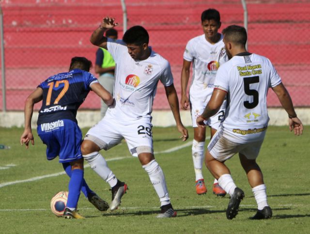 Real Santa Cruz entra en paro y descarta jugar amistosos