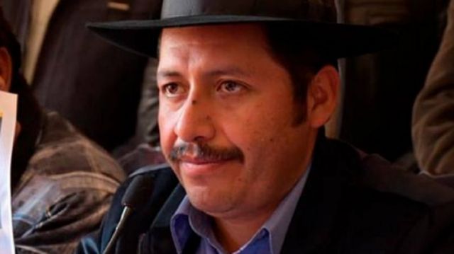 Suspenden detención domiciliaria contra exgobernador Urquizu