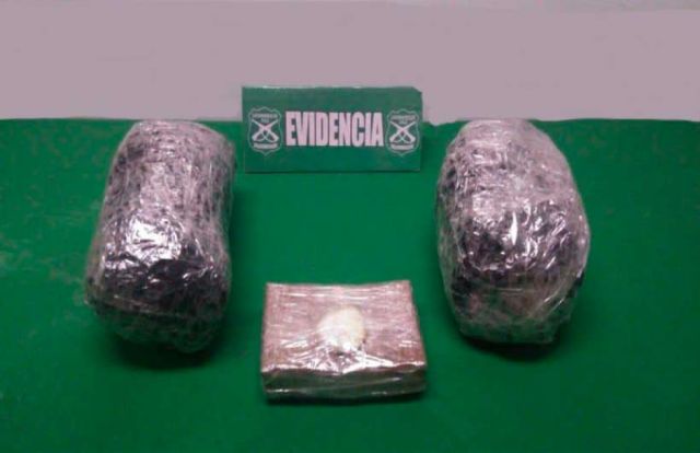 Cae boliviano  trasladando marihuana  y cocaína