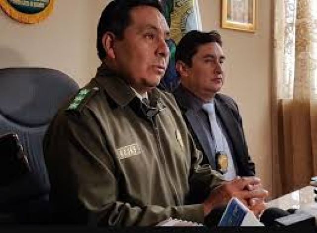 Fiscalía activa alerta migratoria y pide cárcel para el exdirector de la FELCC por legitimación de ganancias ilícitas