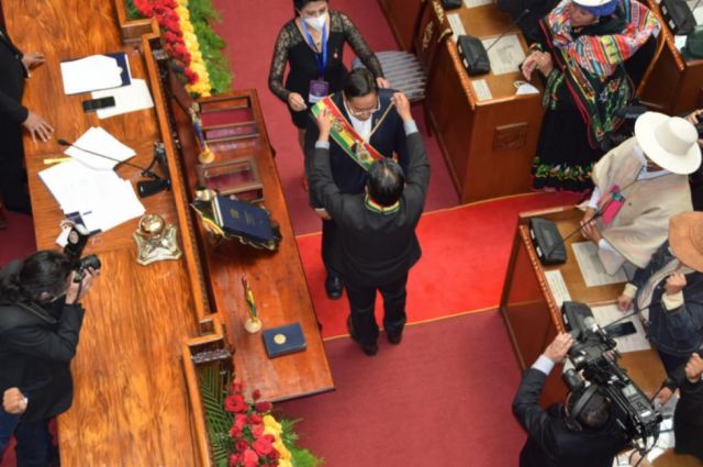 Luis Arce asume la presidencia de Bolivia