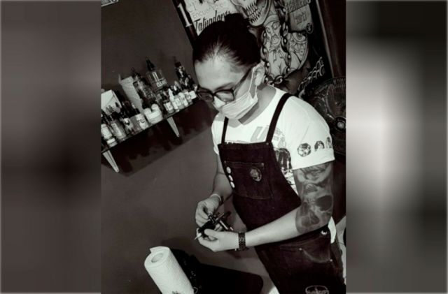 Tatuadores se fijan en los detalles
