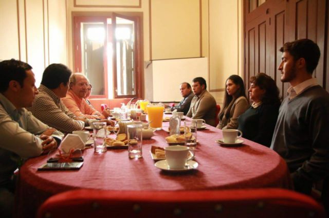 Beneficiarios de la Beca Futuro regresan a Tarija a compartir sus experiencias en pro del desarrollo departamental