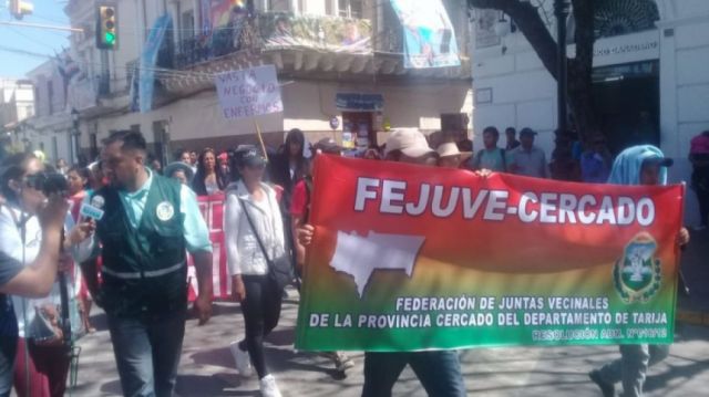 Tarija: Dos convocatorias a elecciones confrontan a dirigentes de Fejuve