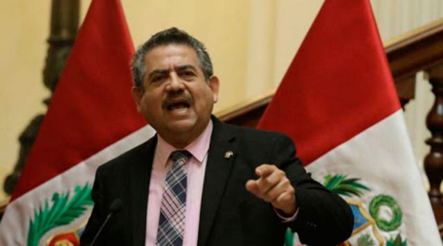 Perú: Merino niega responsabilidad en protestas populares