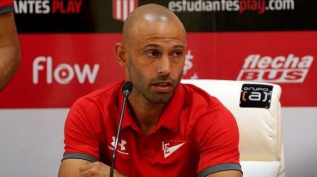 Javier Mascherano sorprende con el anuncio de su retiro