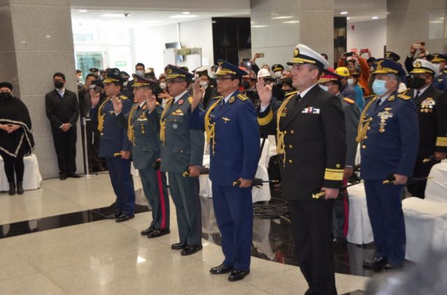 Arce posesiona al nuevo Alto Mando Militar de las FFAA