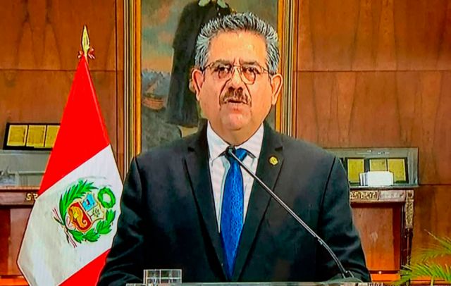 Fiscal de la Nación investiga a Manuel Merino