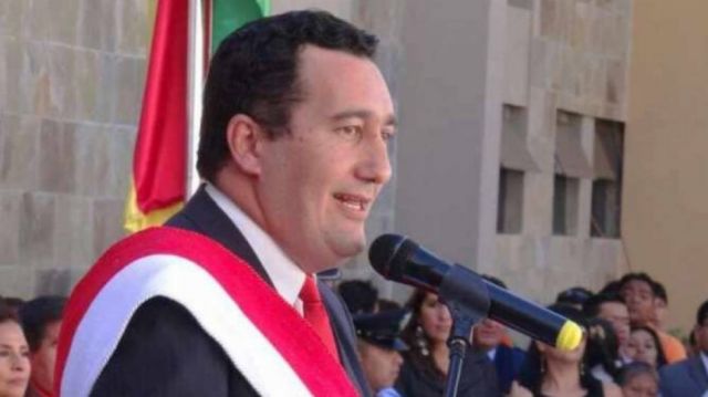Lema junto a vecinos llaman a EMAT para resolver problemas de basura 