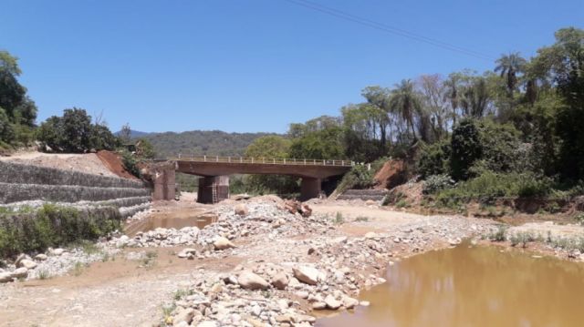 ABC habilita el paso vehicular por el puente San Telmo en la carretera  Tarija-Bermejo